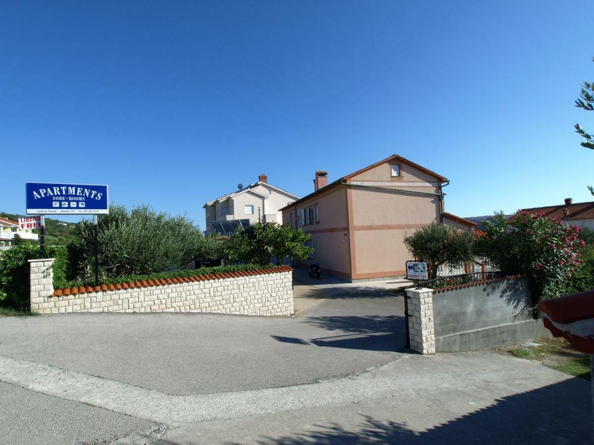 Apartments Ljubica Barbat na Rabu Exterior foto