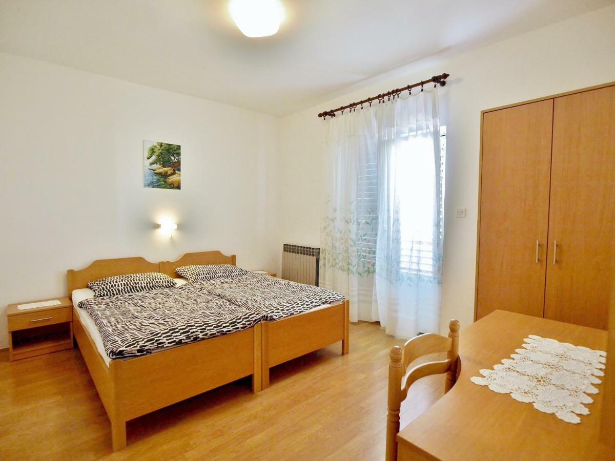 Apartments Ljubica Barbat na Rabu Exterior foto